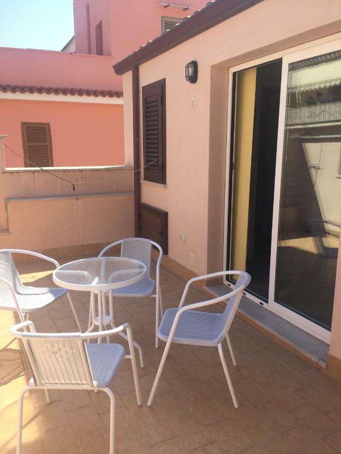 Casa Vacanze La Pergola@ Villa Terrasini Luaran gambar